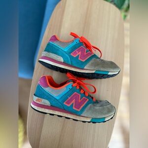 574 Big Kid 'Cut & Paste' Sz 13.5 retro sneakers